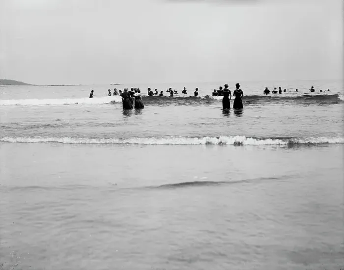 Framed Print : Surf bathing, between 1900 and 1905. Creator: Unknown Framed Print : Surf bathing, between 1900 and 1905. Creator: Unknown