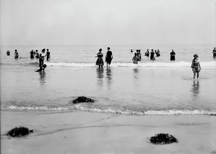 Framed Print : Surf bathing, between 1900 and 1905. Creator: Unknown Framed Print : Surf bathing, between 1900 and 1905. Creator: Unknown