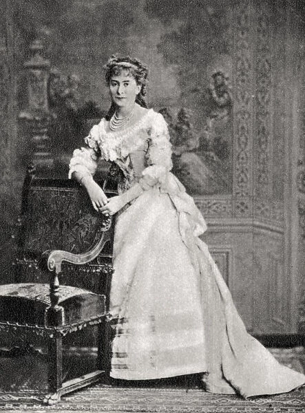Suzanne Reichenberg, French actress, 1883