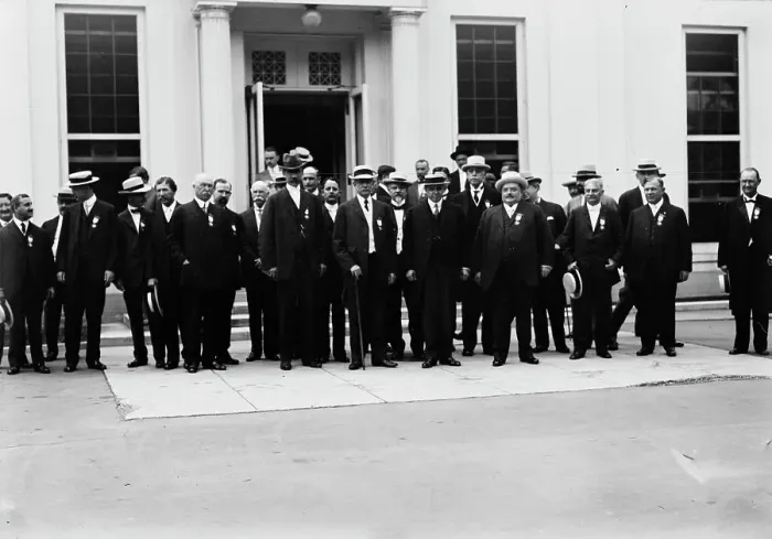 Framed Print : Taft and Notification Comm. at White House, 1912. Creator: Bain News Service Framed Print : Taft and Notification Comm. at White House, 1912. Creator: Bain News Service