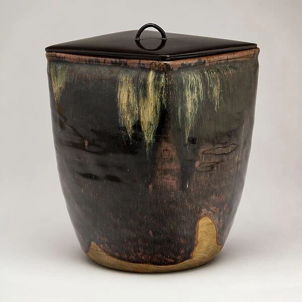 Takatori-Ware Water Jar (Mizusashi), 19th century. Creator: Unknown
