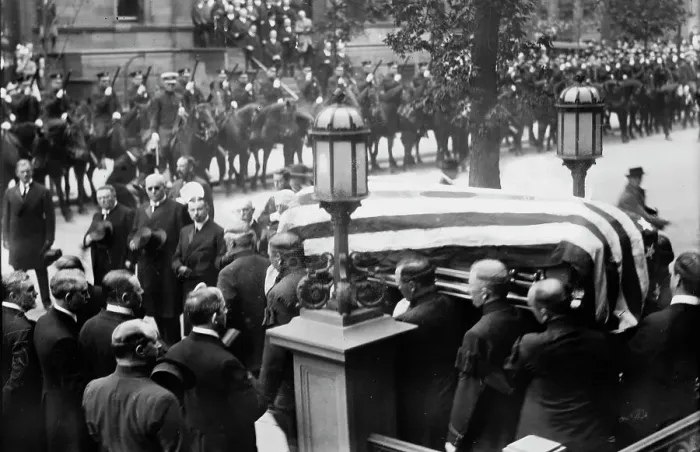 Framed Print : Taking Gaynor coffin from home to lie in state in City Hall, 1913. Creator: Bain News Service Framed Print : Taking Gaynor coffin from home to lie in state in City Hall, 1913. Creator: Bain News Service