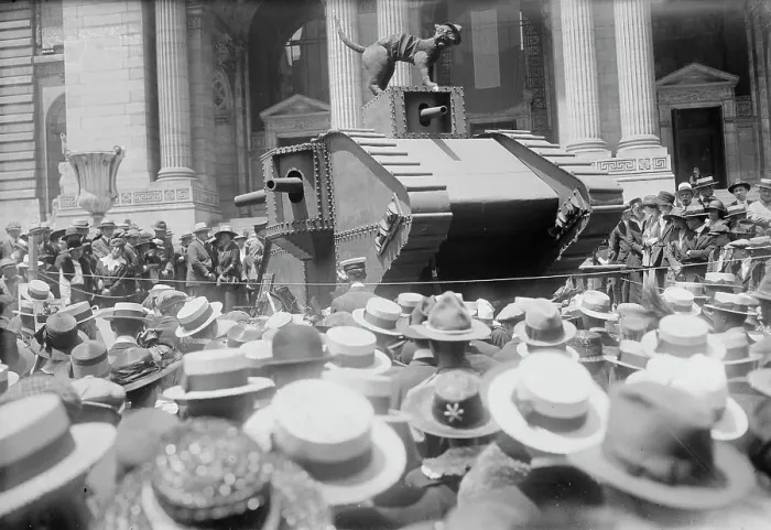 Framed Print : Tank at public library, 1918. Creator: Bain News Service Framed Print : Tank at public library, 1918. Creator: Bain News Service