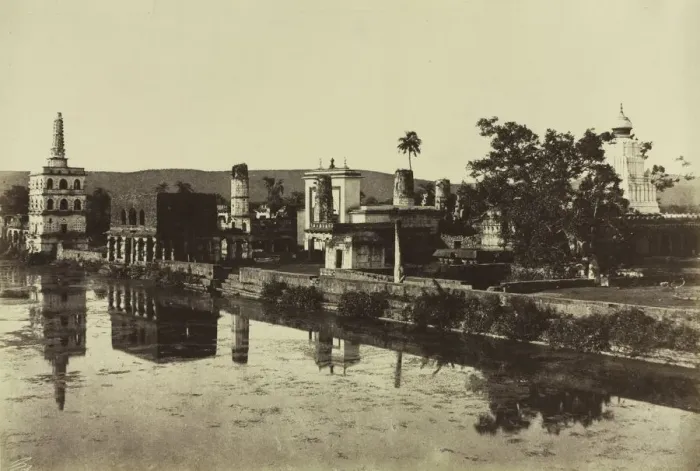 Framed Print : Tank and Temples at Bunshunkuree, c. 1857. Creator: Col. Thomas Biggs (British, 1822-1905); J Framed Print : Tank and Temples at Bunshunkuree, c. 1857. Creator: Col. Thomas Biggs (British, 1822-1905); J