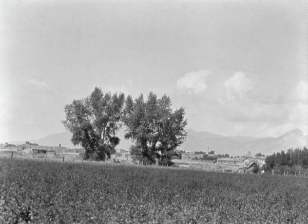 [Taos, New Mexico area views], between 1899 and 1928. Creator: Arnold Genthe