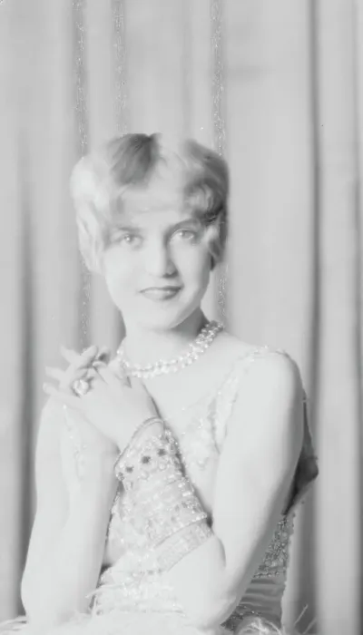 Framed Print : Taylor, Ruth Lee, Miss, portrait photograph, 1927 Creator: Arnold Genthe Framed Print : Taylor, Ruth Lee, Miss, portrait photograph, 1927 Creator: Arnold Genthe