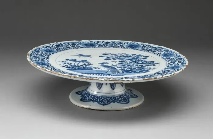 Framed Print : Tazza, Delft, c. 1678 / 85. Creator: De Griekesche A Framed Print : Tazza, Delft, c. 1678 / 85. Creator: De Griekesche A