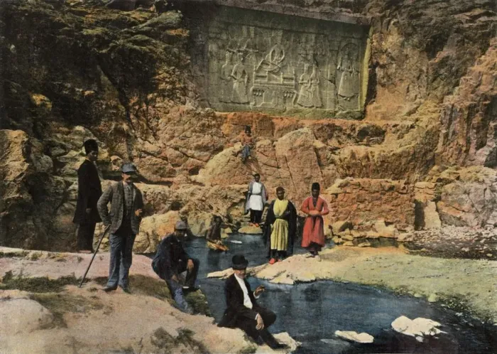 Framed Print : Tchechan Ali. Le Schah Fath Ali Et Ses Enfants, (Descendants of Fath Ali Shah), 1900 Framed Print : Tchechan Ali. Le Schah Fath Ali Et Ses Enfants, (Descendants of Fath Ali Shah), 1900