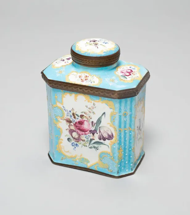 Framed Print : Tea Caddy, Battersea, c. 1755. Creator: Unknown Framed Print : Tea Caddy, Battersea, c. 1755. Creator: Unknown