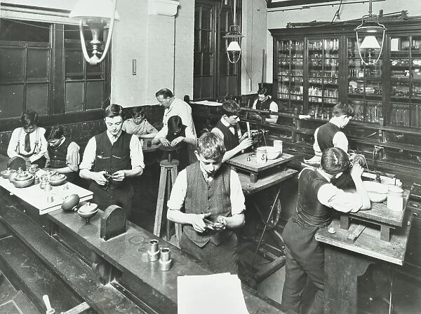 Technical instruction, Haselrigge Road School, Clapham, London, 1914