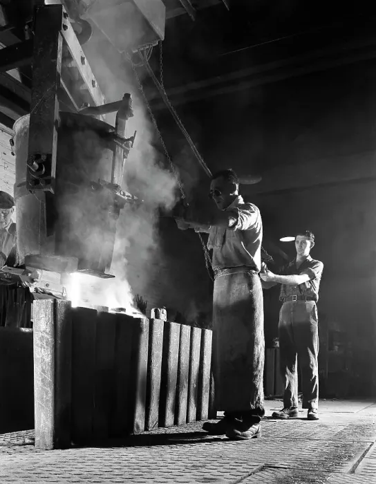 Framed Print : Teeming iron in the Steel City, Sheffield, South Yorkshire, 1963 Framed Print : Teeming iron in the Steel City, Sheffield, South Yorkshire, 1963