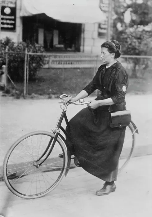 Framed Print : Telegraph messenger, Berlin, between 1914 and c1915. Creator: Bain News Service Framed Print : Telegraph messenger, Berlin, between 1914 and c1915. Creator: Bain News Service
