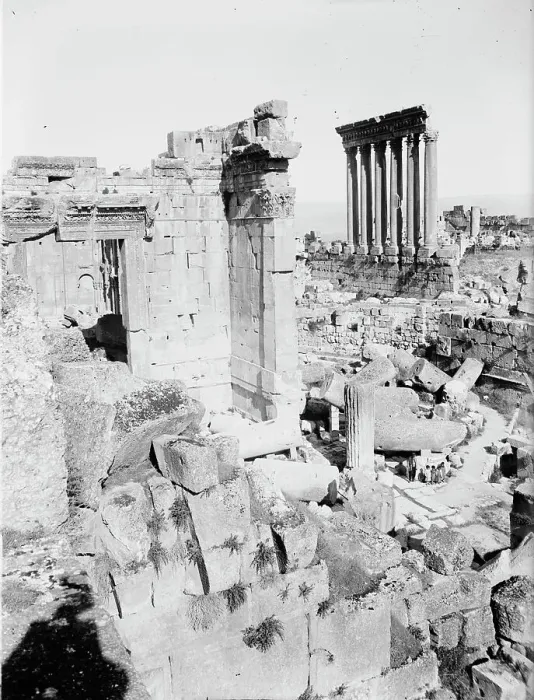Framed Print : Temples of Jupiter & Sun, Baalbek, between c1915 and c1920. Creator: Bain News Service Framed Print : Temples of Jupiter & Sun, Baalbek, between c1915 and c1920. Creator: Bain News Service