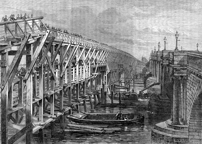 Framed Print : Temporary bridge over the Thames at Blackfriars, 1864. Creator: Unknown Framed Print : Temporary bridge over the Thames at Blackfriars, 1864. Creator: Unknown