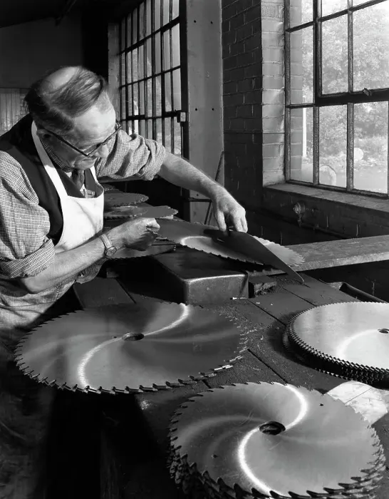 Framed Print : Tensioning circular saws at Slack Sellers & Co Ltd, Sheffield, 1963. Artist Framed Print : Tensioning circular saws at Slack Sellers & Co Ltd, Sheffield, 1963. Artist