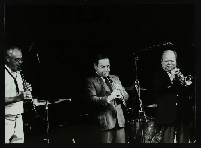 Framed Print : Terry Lightfoot, Peanuts Hucko and Billy Butterfield playing at Potters Bar, Hertfordshire, 1986 Framed Print : Terry Lightfoot, Peanuts Hucko and Billy Butterfield playing at Potters Bar, Hertfordshire, 1986