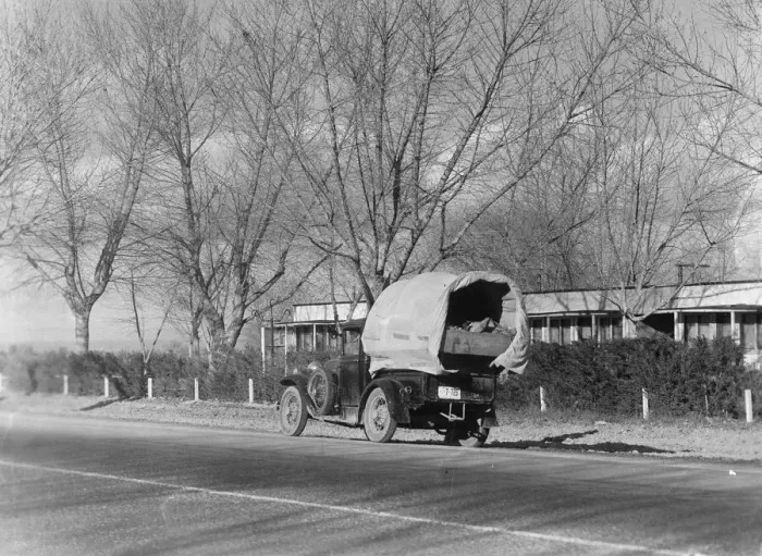 Framed Print : Texans earning their way westward, bound for a new start in Oregon, US 99, California, 1935. Creator: Dorothea Lange Framed Print : Texans earning their way westward, bound for a new start in Oregon, US 99, California, 1935. Creator: Dorothea Lange