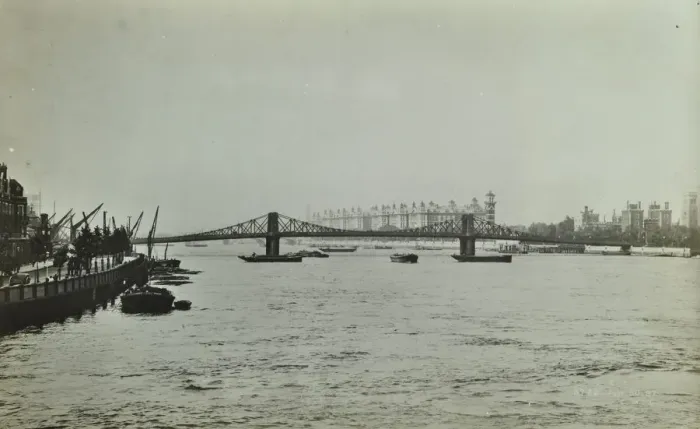 Framed Print : The Thames and Lambeth Bridge looking downstream, 1897 Framed Print : The Thames and Lambeth Bridge looking downstream, 1897