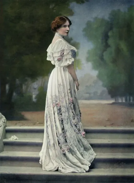 Framed Print : Theatre National De L Odeon. - Mlle. Berthe Bady - Role de Paula. La Seconde Madame Tanqueray Framed Print : Theatre National De L Odeon. - Mlle. Berthe Bady - Role de Paula. La Seconde Madame Tanqueray