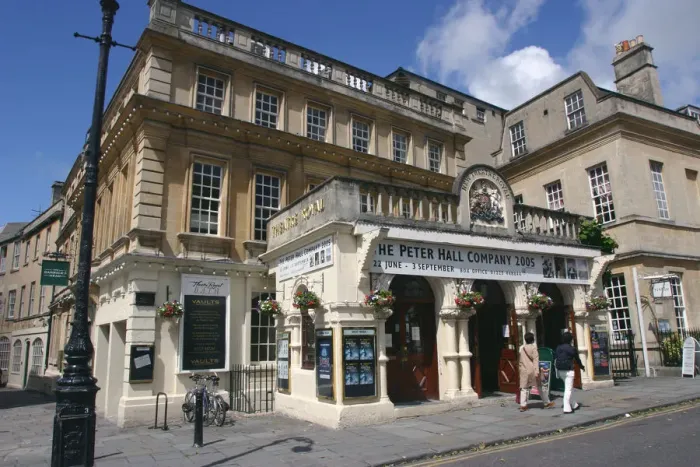 Framed Print : Theatre Royal, Bath, Avon Framed Print : Theatre Royal, Bath, Avon