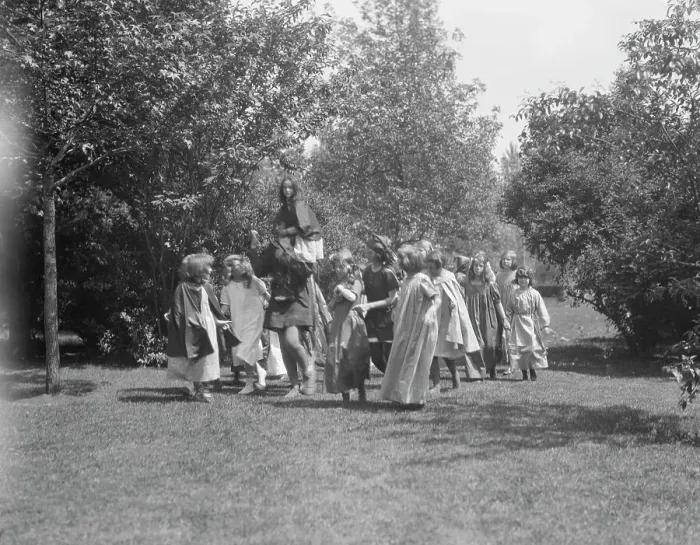 Framed Print : Theatrical performance at Dongan Hall, 1921 May 27. Creator: Arnold Genthe Framed Print : Theatrical performance at Dongan Hall, 1921 May 27. Creator: Arnold Genthe