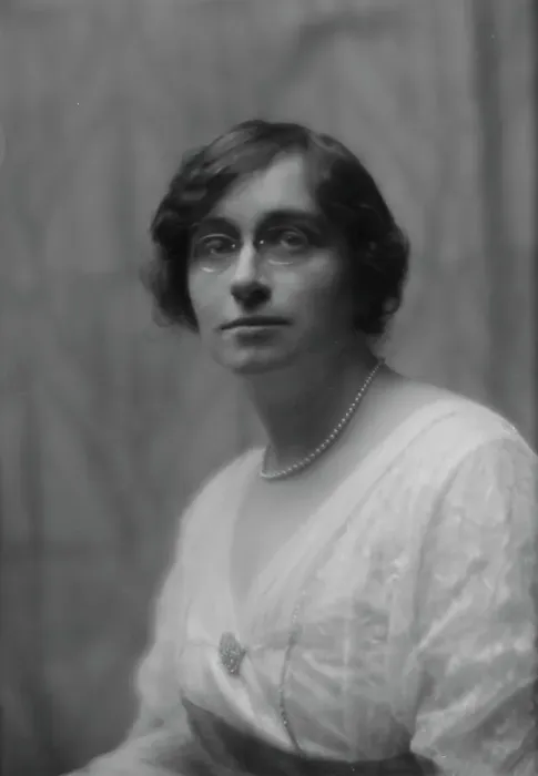 Framed Print : Thiele, E. Miss, portrait photograph, 1913 Mar. 31. Creator: Arnold Genthe Framed Print : Thiele, E. Miss, portrait photograph, 1913 Mar. 31. Creator: Arnold Genthe
