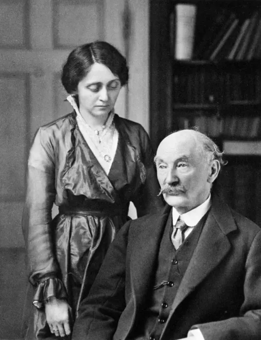 Framed Print : Thomas Hardy, English poet, novelist and dramatist with his second wife, Florence, 1912-1928 Framed Print : Thomas Hardy, English poet, novelist and dramatist with his second wife, Florence, 1912-1928