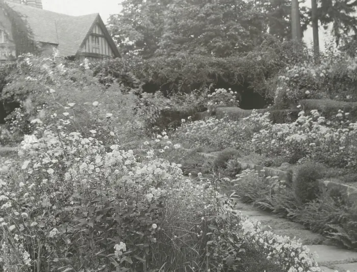 Framed Print : Thornewood, Chester Thorne house, Lakewood, Washington, 1923. Creator: Frances Benjamin Johnston. Thornewood, Chester Thorne house, Lakewood, Washington, 1923. Creator: Frances Benjamin Johnston Framed Print : Thornewood, Chester Thorne house, Lakewood, Washington, 1923. Creator: Frances Benjamin Johnston. Thornewood, Chester Thorne house, Lakewood, Washington, 1923. Creator: Frances Benjamin Johnston
