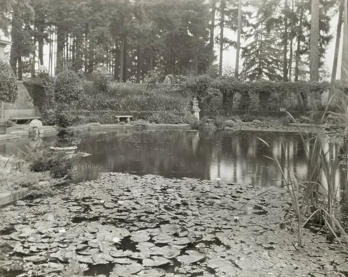 Framed Print : Thornewood, Chester Thorne house, Lakewood, Washington, 1923. Creator: Frances Benjamin Johnston. Thornewood, Chester Thorne house, Lakewood, Washington, 1923. Creator: Frances Benjamin Johnston Framed Print : Thornewood, Chester Thorne house, Lakewood, Washington, 1923. Creator: Frances Benjamin Johnston. Thornewood, Chester Thorne house, Lakewood, Washington, 1923. Creator: Frances Benjamin Johnston