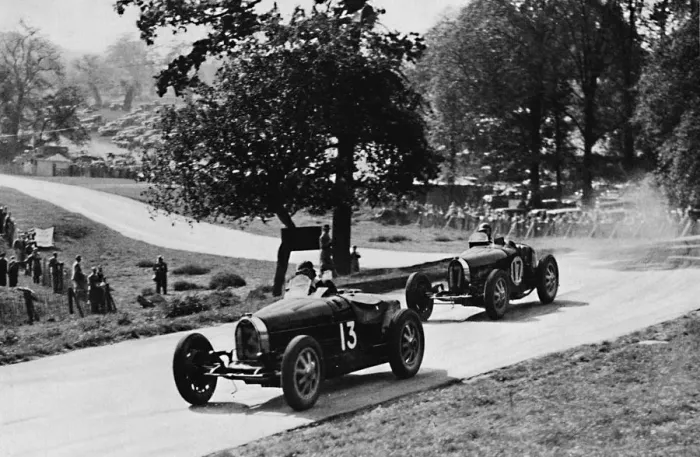 Framed Print : Thrilling racing in rural England: Bugattis at Donington, 1937 Framed Print : Thrilling racing in rural England: Bugattis at Donington, 1937
