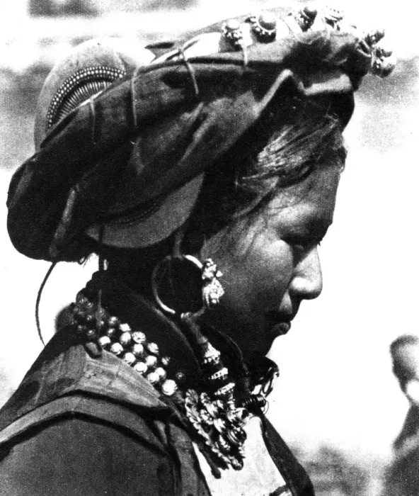 Framed Print : Tibetan woman, 1938 Framed Print : Tibetan woman, 1938