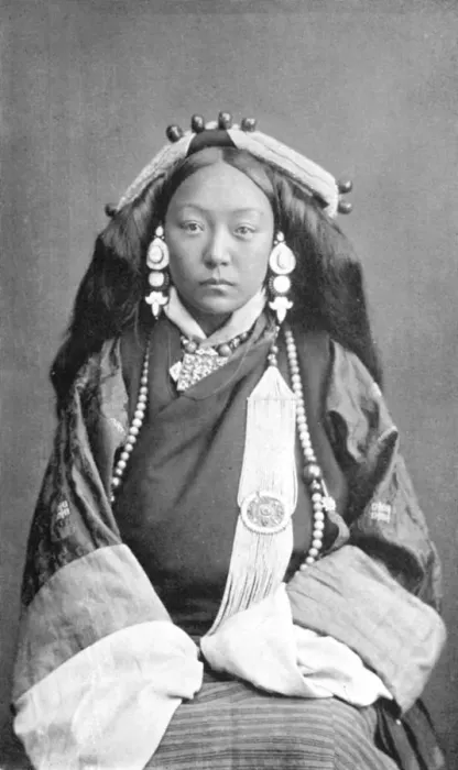 Framed Print : A Tibetan woman, c1910 Framed Print : A Tibetan woman, c1910