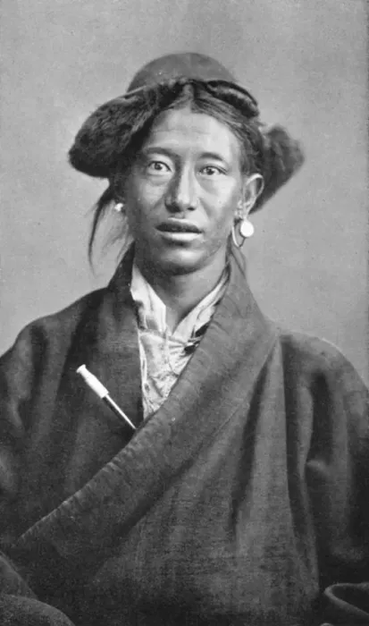 Framed Print : A Tibetan woman, c1910 Framed Print : A Tibetan woman, c1910