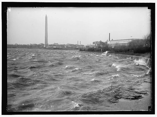 Tidal basin - storm, between 1910 and 1917. Creator: Harris & Ewing. Tidal basin - storm, between 1910 and 1917. Creator: Harris & Ewing