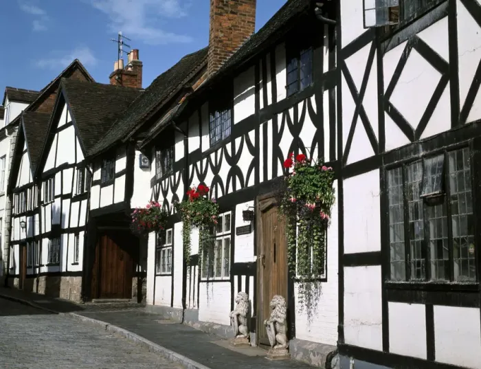 Framed Print : Timber-framed Tudor buildings in Mill Street, Warwick Framed Print : Timber-framed Tudor buildings in Mill Street, Warwick