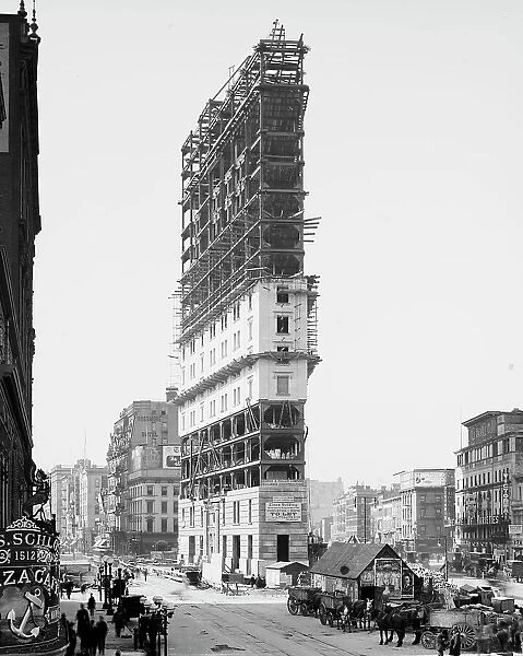 Times Building under construction, New York, N.Y. ca 1904. Creator: Unknown