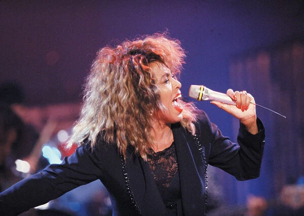 Tina Turner, American singer, photo in a performance in Madrid in 1990