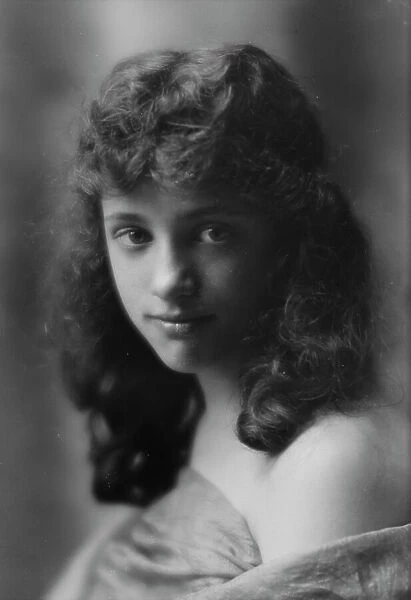 Tirrell, G. Miss, portrait photograph, 1915 June 22. Creator: Arnold Genthe
