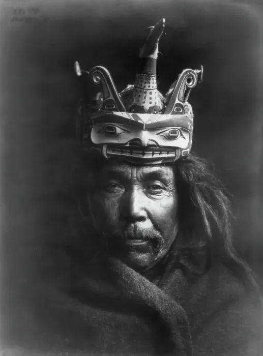 Framed Print : A Tluwulahu mask-Tsawatenok, c1914. Creator: Edward Sheriff Curtis Framed Print : A Tluwulahu mask-Tsawatenok, c1914. Creator: Edward Sheriff Curtis