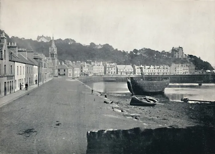 Framed Print : Tobermory - General View of the Town, 1895 Framed Print : Tobermory - General View of the Town, 1895