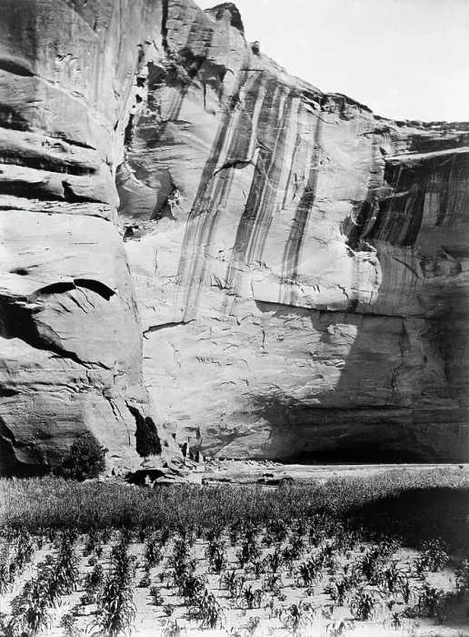 Framed Print : Today and Yesterday-Navajo. Antelope Ruin, Canyon del Muerto, c1906. Creator: Edward Sheriff Curtis Framed Print : Today and Yesterday-Navajo. Antelope Ruin, Canyon del Muerto, c1906. Creator: Edward Sheriff Curtis