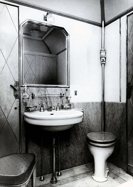 Toilet cabin in an Italian wagon train, 1950