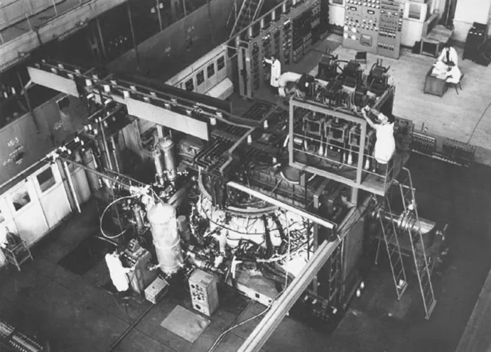 Framed Print : Tokamak T-4 at the Kurchatov Institute of Atomic Energy Artist: Anonymous Framed Print : Tokamak T-4 at the Kurchatov Institute of Atomic Energy Artist: Anonymous