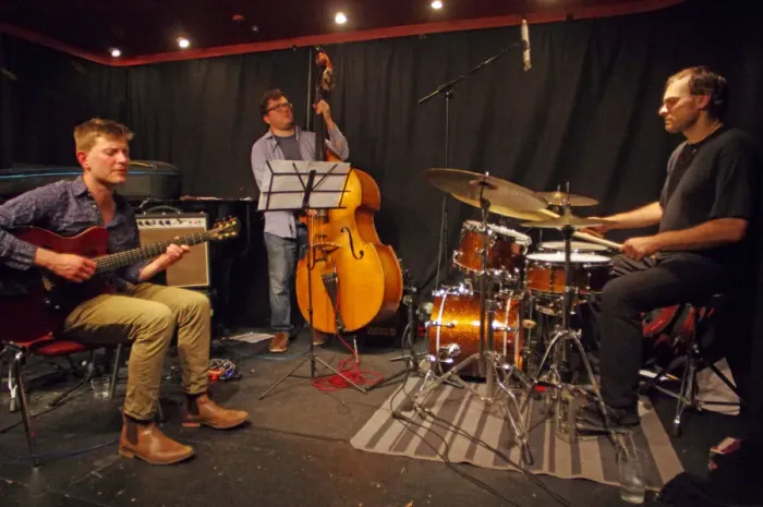Framed Print : Tom Ollendorf, Conor Chaplin and Ari Hoenig, Verdict Jazz Club, Brghton, E