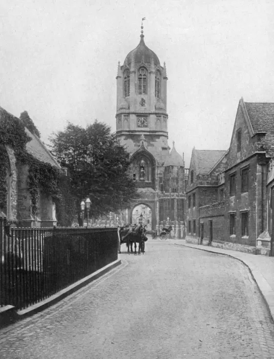 Framed Print : Tom Tower, Christchurch College, Oxford, Oxfordshire, 1924-1926. Artist: W Mann Framed Print : Tom Tower, Christchurch College, Oxford, Oxfordshire, 1924-1926. Artist: W Mann