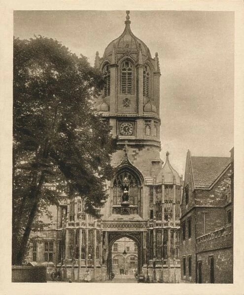 Tom Tower, Christchurch College, 1923