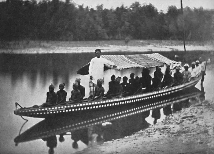 Framed Print : Tom West Indias canoe, New Calabar, Southern Nigeria, 1912 Framed Print : Tom West Indias canoe, New Calabar, Southern Nigeria, 1912