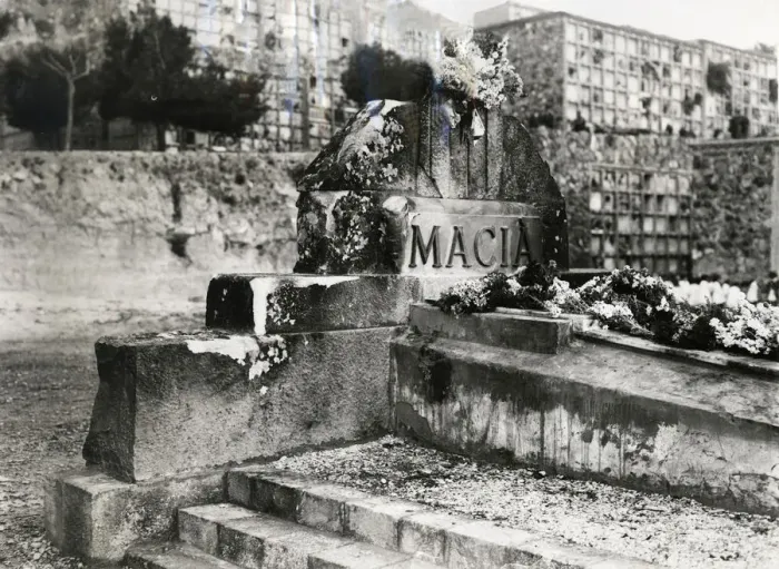 Framed Print : Tomb of Francesc Macia, president of the Generalitat de Catalonia Framed Print : Tomb of Francesc Macia, president of the Generalitat de Catalonia