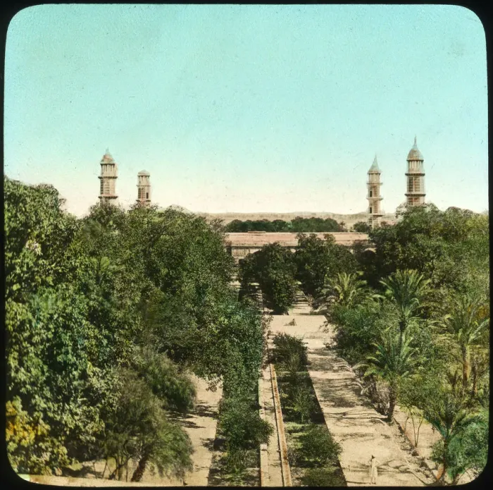 Framed Print : Tomb of Jahangir, Lahore, India, late 19th or early 20th century Framed Print : Tomb of Jahangir, Lahore, India, late 19th or early 20th century