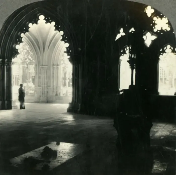 Framed Print : The Tomb of Portugals Unknown Soldiers, and Cloisters of the Monastery of Batalha Framed Print : The Tomb of Portugals Unknown Soldiers, and Cloisters of the Monastery of Batalha